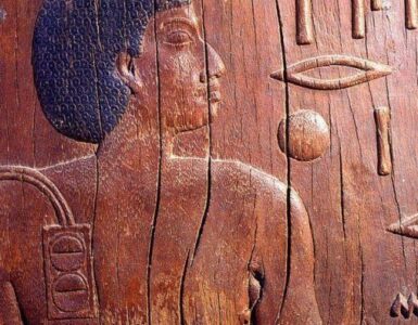 Hesire jefe de medicos bajo Zoser 2700 a.C