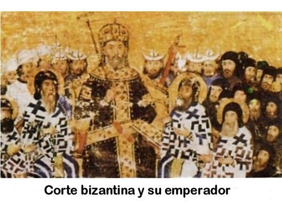 Corte bizantina junto al emperador