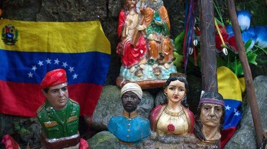 Brasil-Cuba: ¡El teatro negro de los Orixá! 25 Santería
