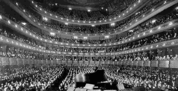 ¿Es la ópera un arte para disfrutarse sólo en el teatro? 38 ópera
