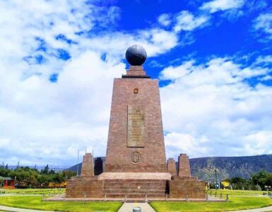Monumento La mitad del Mundo