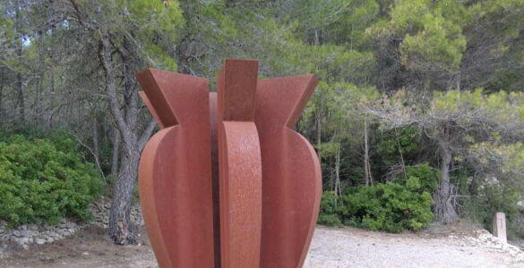 Enrique Asensi. La esencia de la escultura 3 Granada. 2012