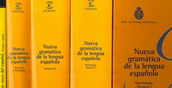 De la palabra al sintagma: algunas reflexiones sobre sintaxis española 2 semántica
