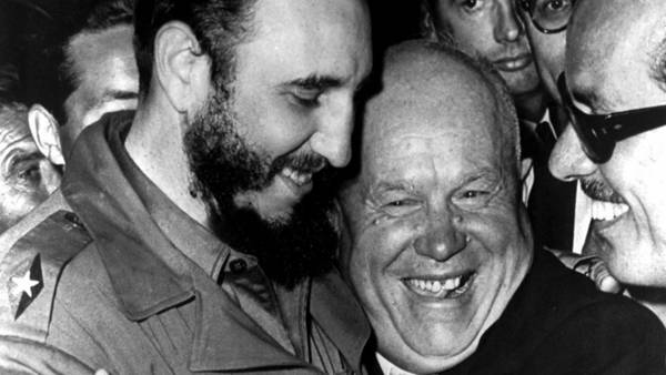 Fidel Castro con Nikita Khrushchev