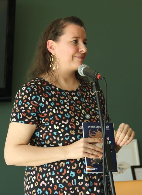 Mariana Duffill La bruja contra el ciclón