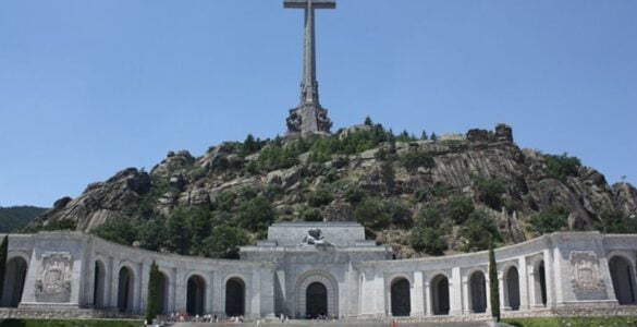 Entre la Historia y la Literatura 12 Partes de guerra