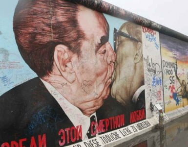 El Muro de Berlín: consecuencias de un mundo enfrentado 3 Muro de Berlin pintadas