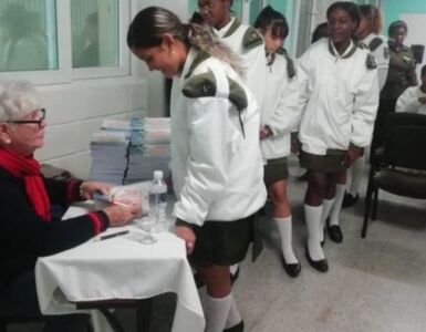 Ana Teresa Molina, cautiva a los lectores con su nuevo libro de cuentos policiales 2 Ana Teresa Molina Álvarez