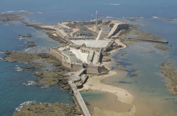 Castillo de San Sebastián estupidez humana