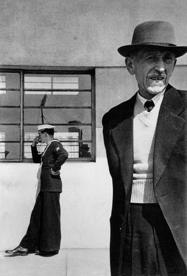 Sergio Larraín. La fotografía como documento social 5 Foto Valparaiso. Chile. 1954. c Sergio Larrain. Magnum Photos