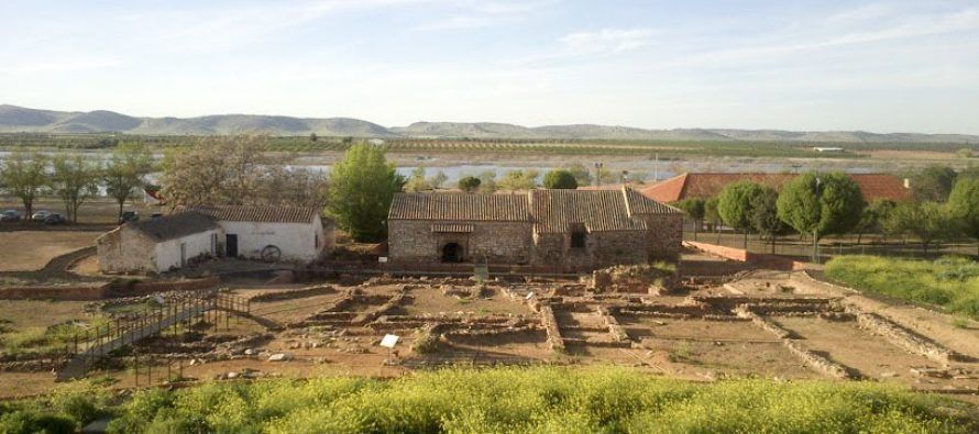 Ermita-Santuario De Nuestra Señora De Oreto Y Zuqueca - Yacimiento
