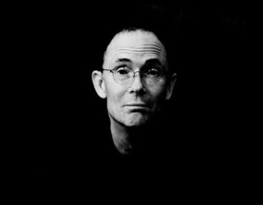 Tecnologías de la realidad. Apuntes sobre William Gibson 2 William Gibson