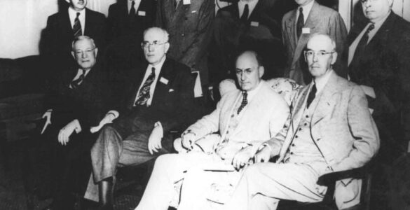 Capitalismo y teorías de la conspiración 13 Capitalismo y teorías de la conspiración